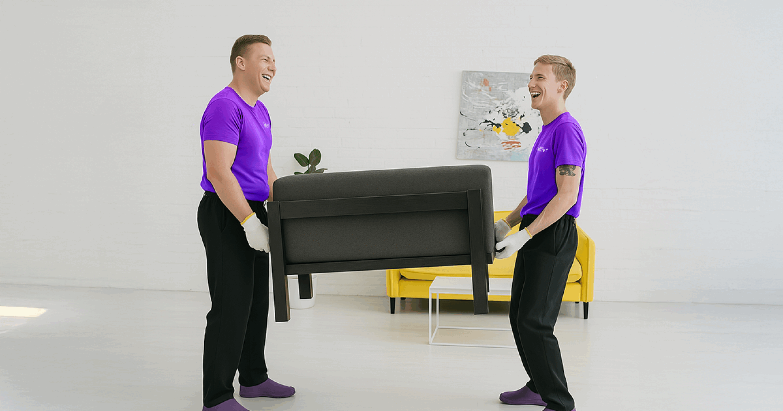 Moving In Sofa by Muvr